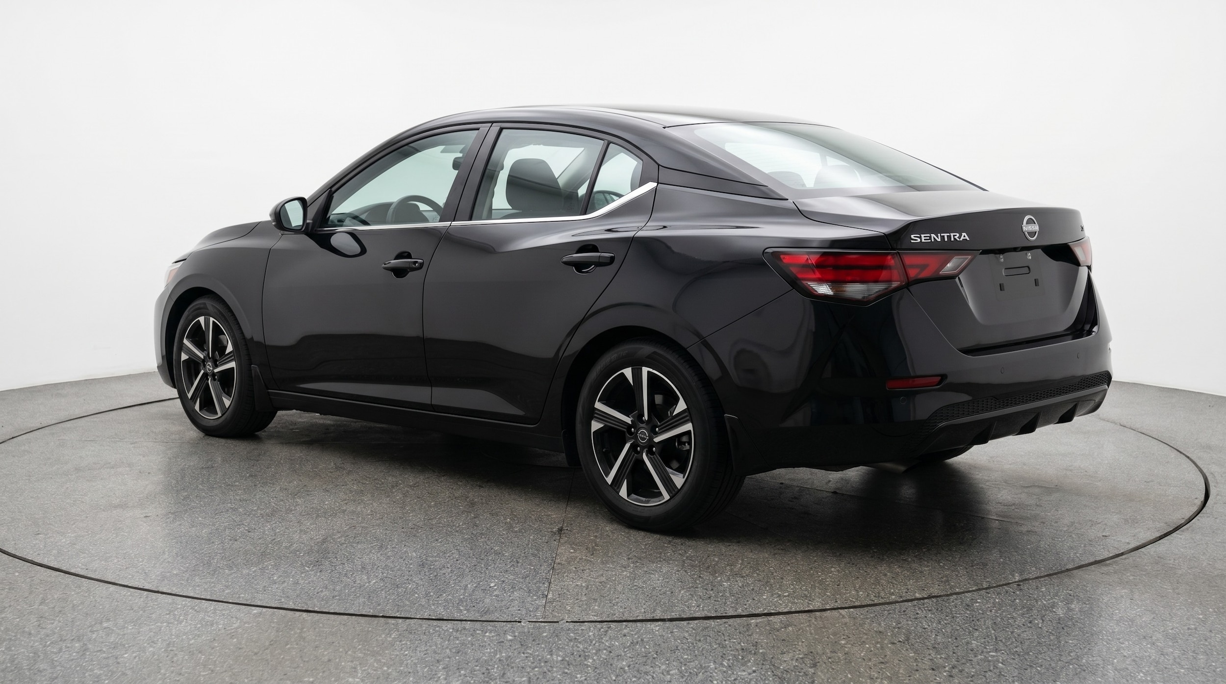 Thumbnail: 2025 Nissan Sentra - 5