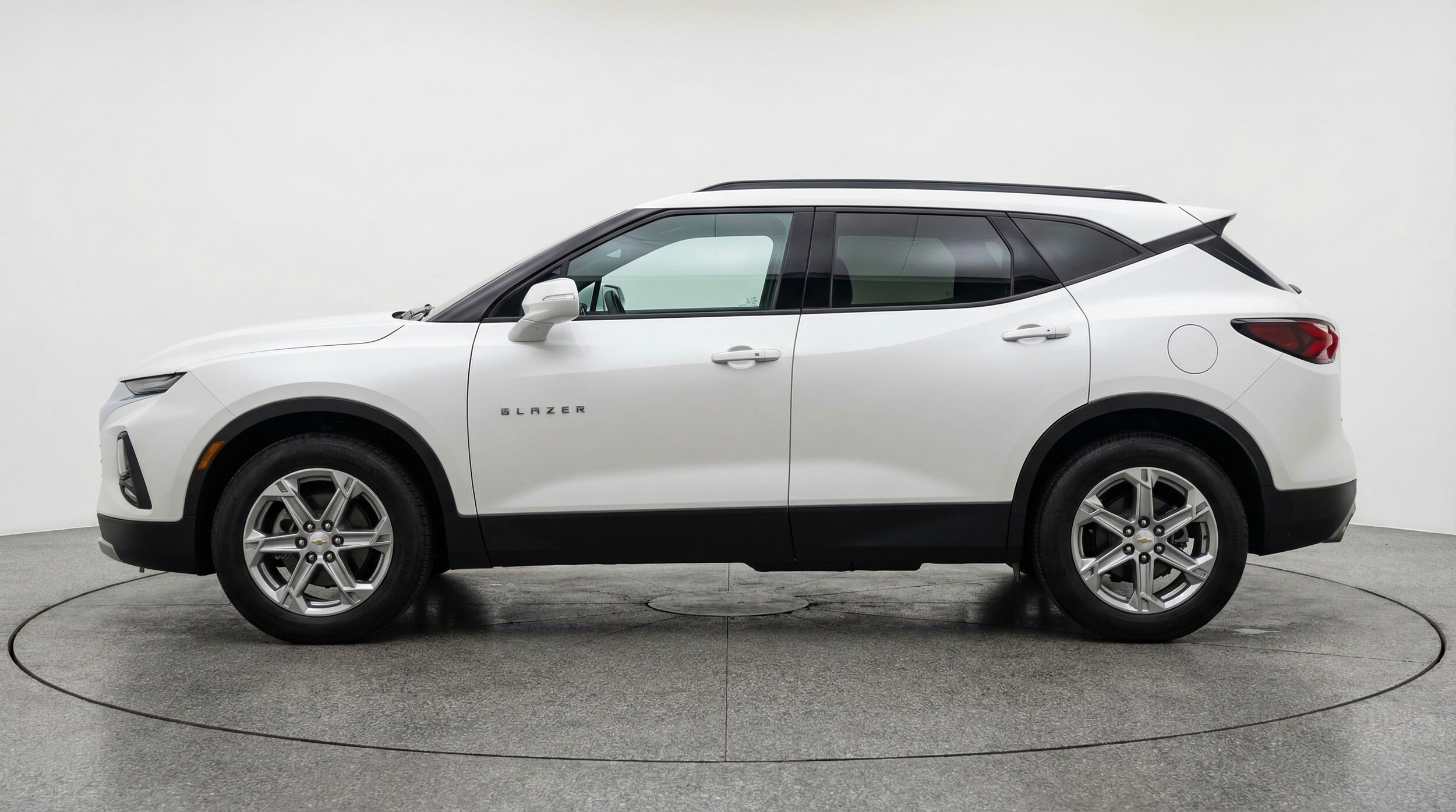 Thumbnail: 2025 Chevrolet Blazer - 4