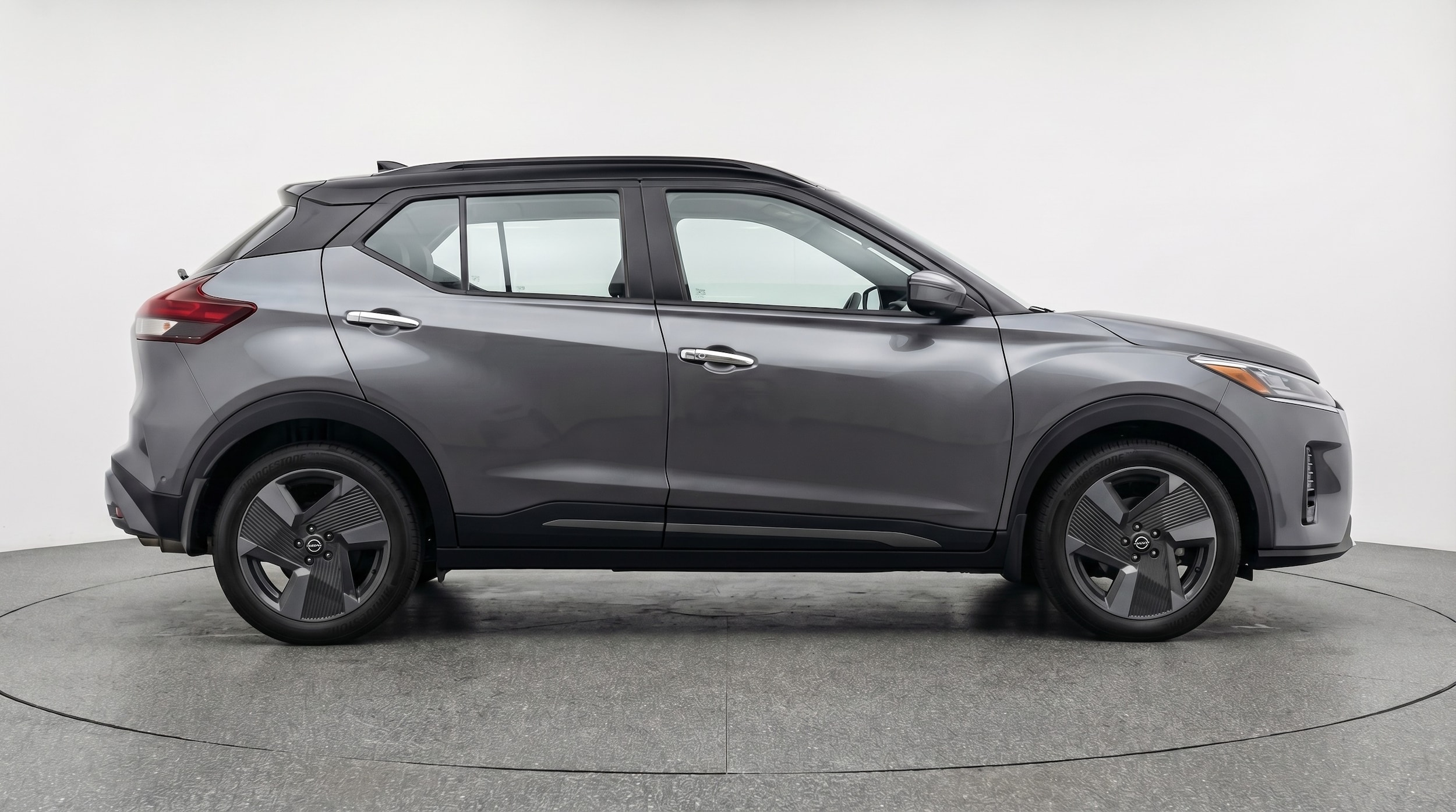 Thumbnail: 2026 Nissan Kicks - 8