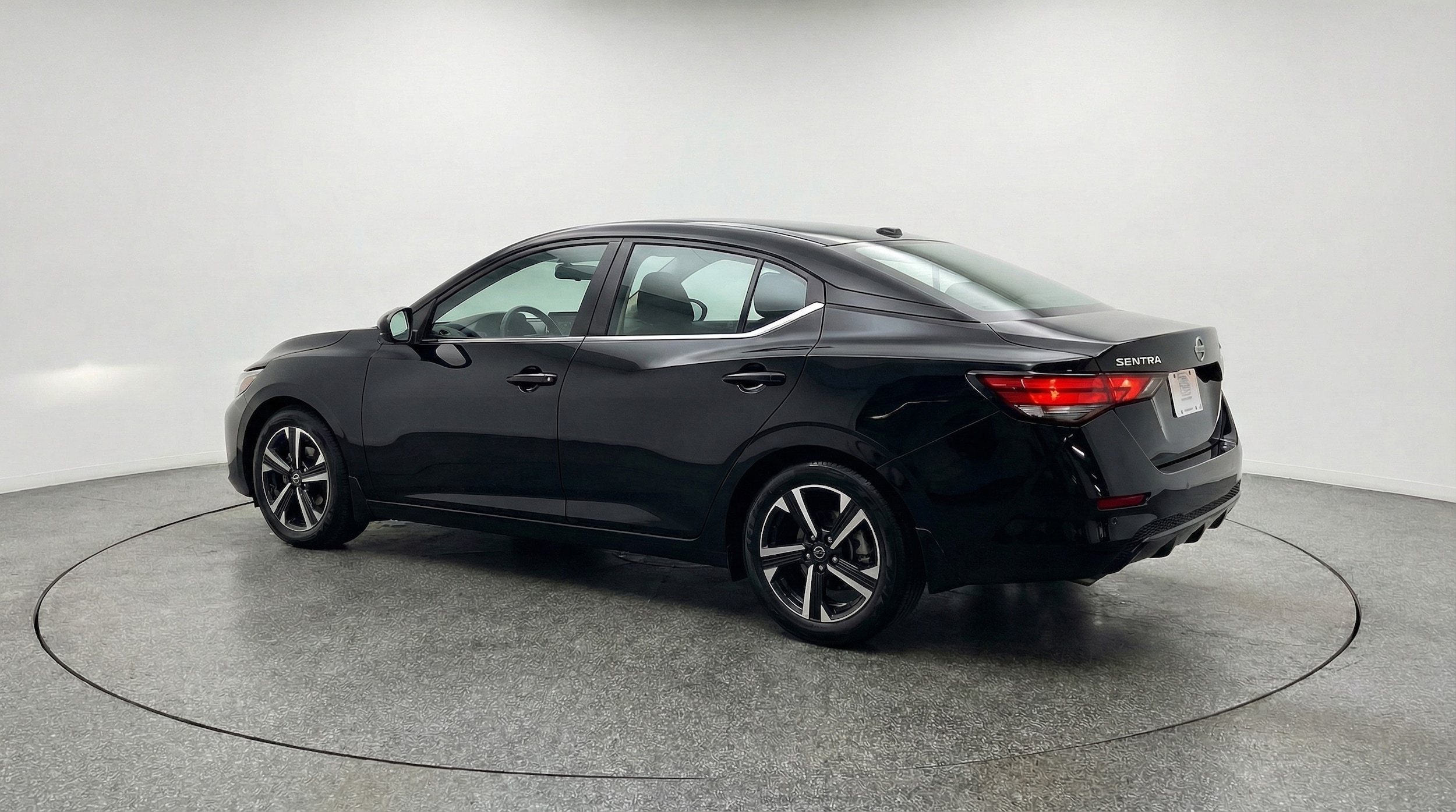 Thumbnail: 2025 Nissan Sentra - 5