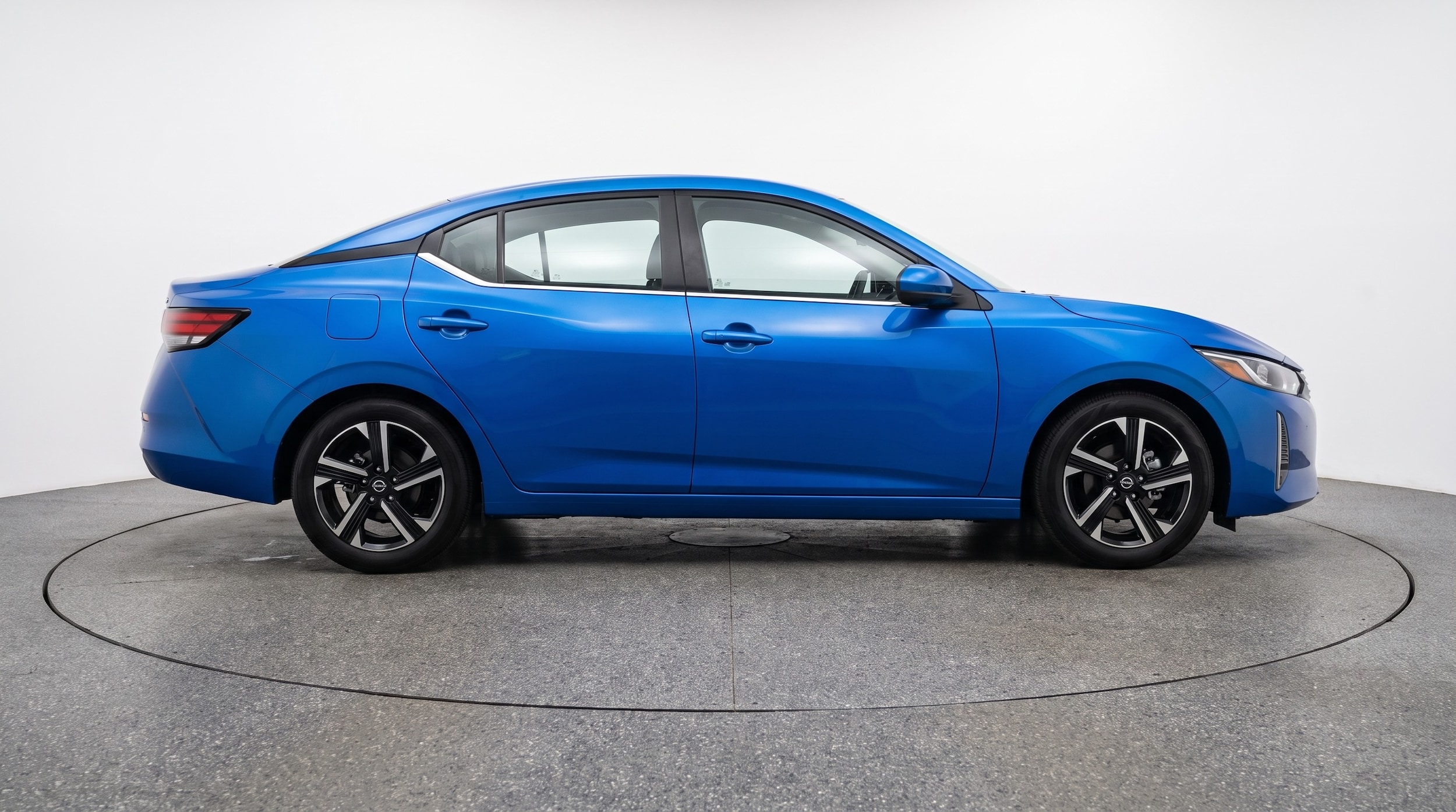 Thumbnail: 2025 Nissan Sentra - 8
