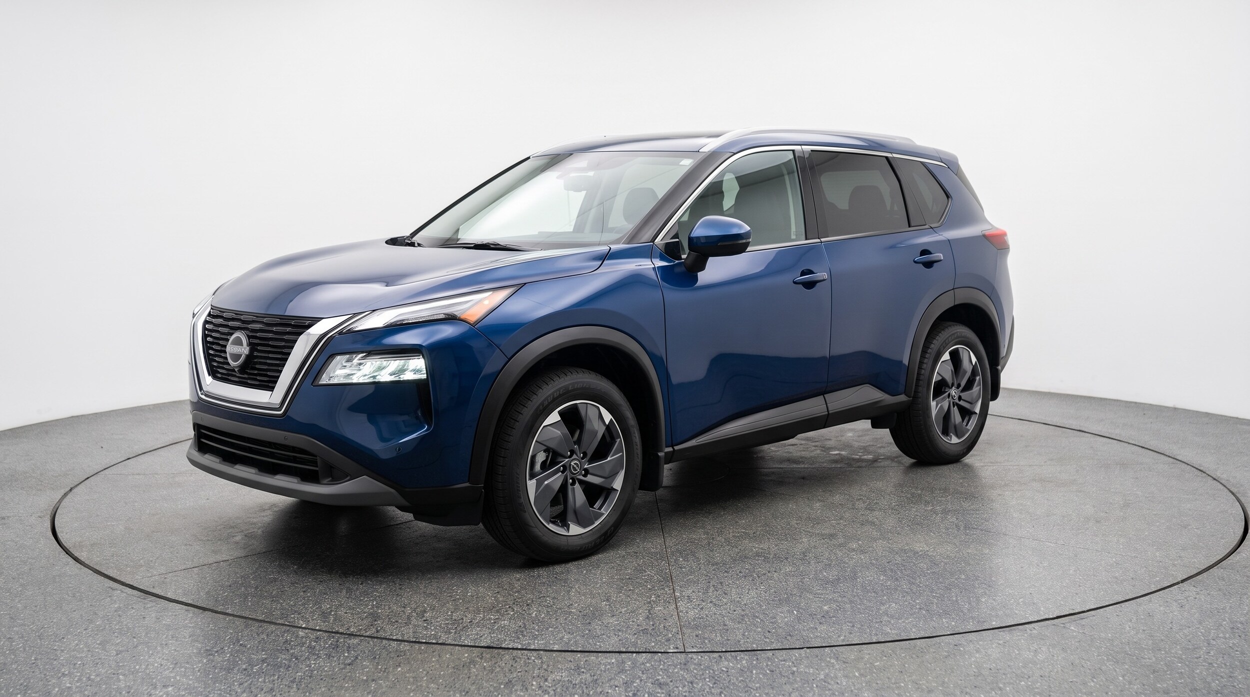 Thumbnail: 2025 Nissan Rogue - 3