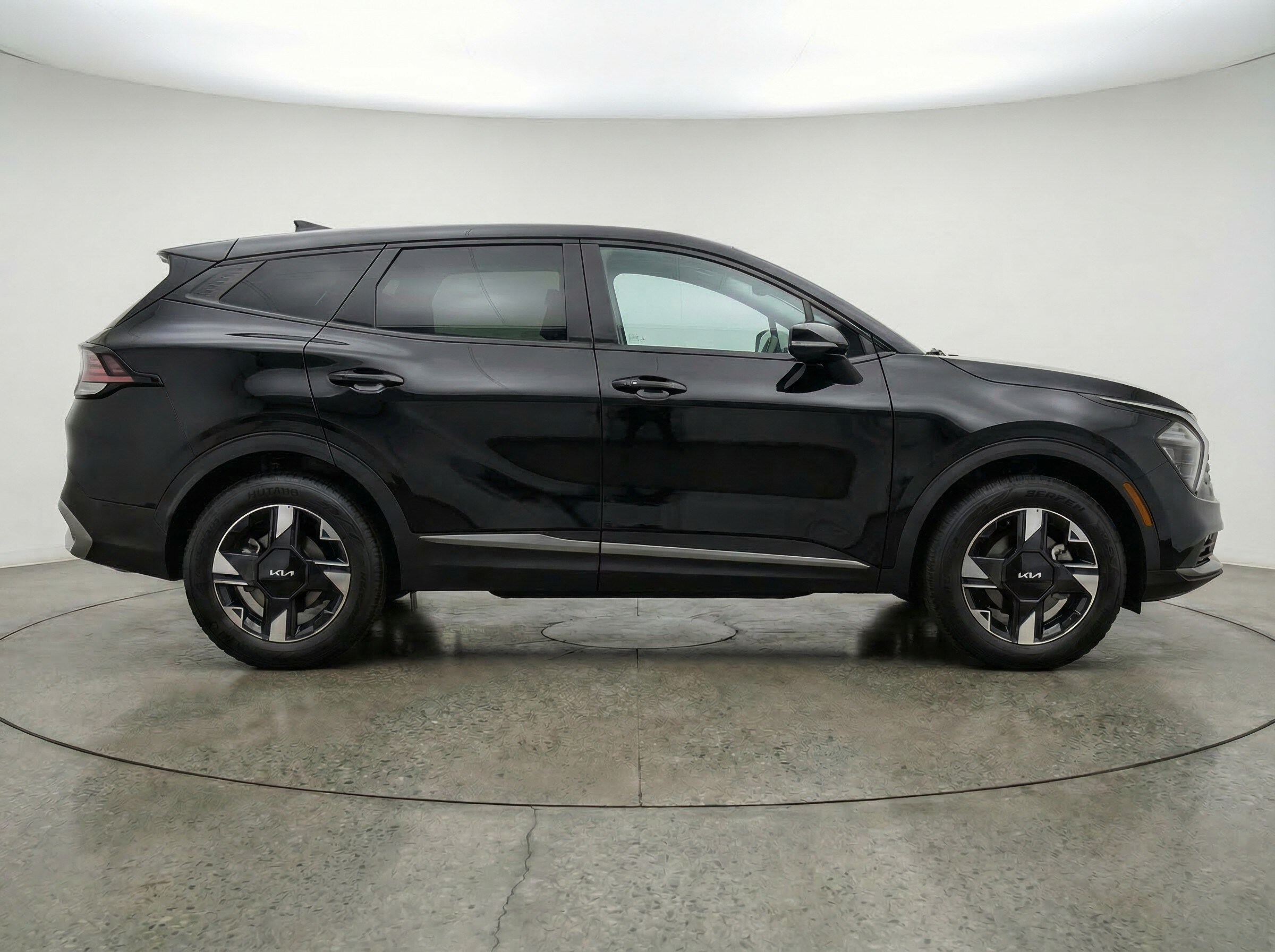 Thumbnail: 2026 Kia Sportage - 8