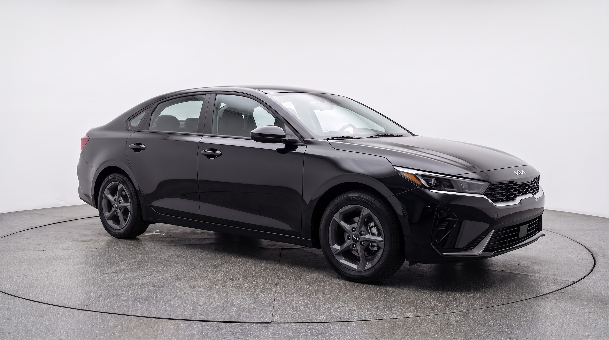 Thumbnail: 2026 Kia K4 - 1