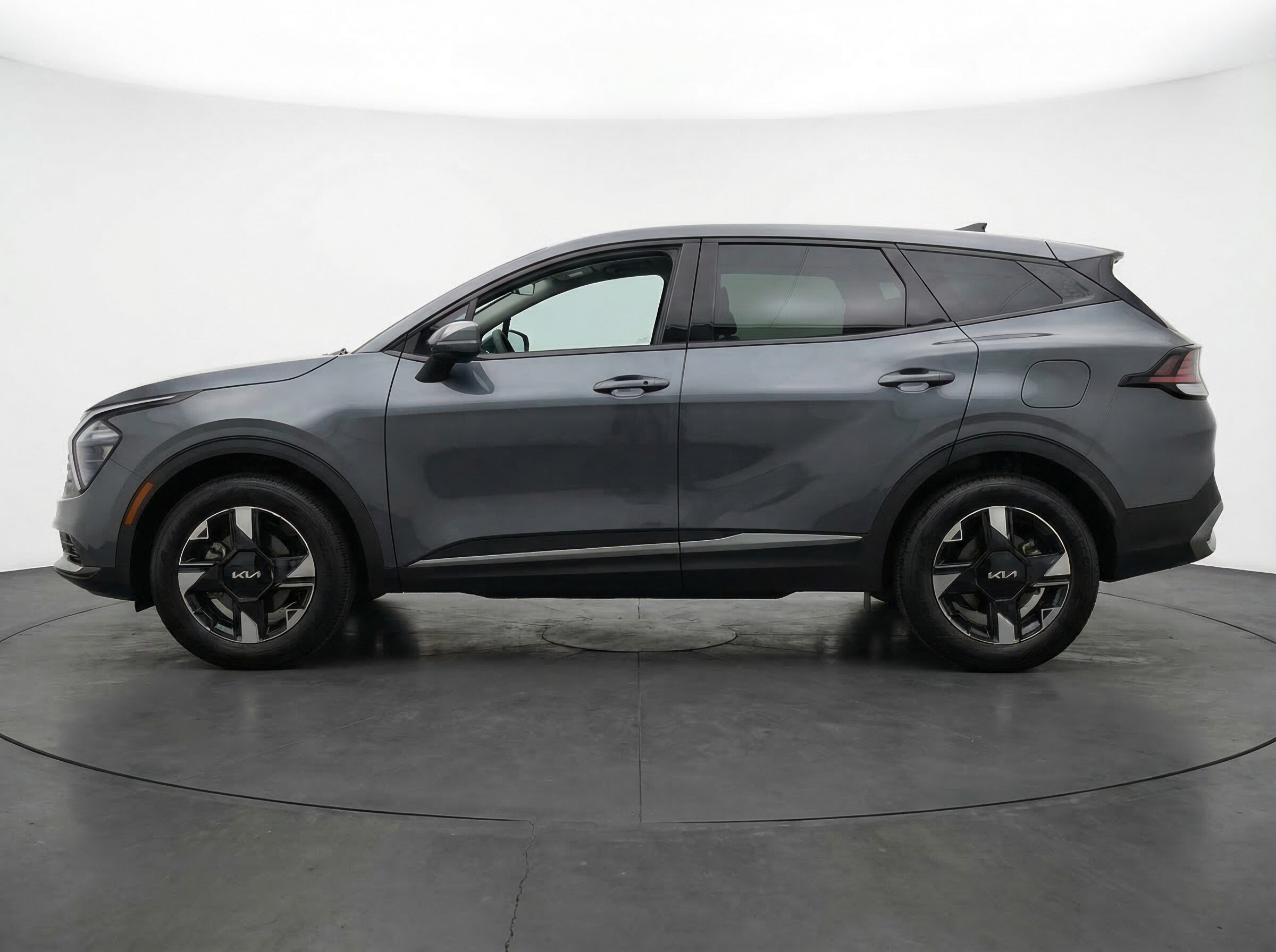 Thumbnail: 2026 Kia Sportage - 4