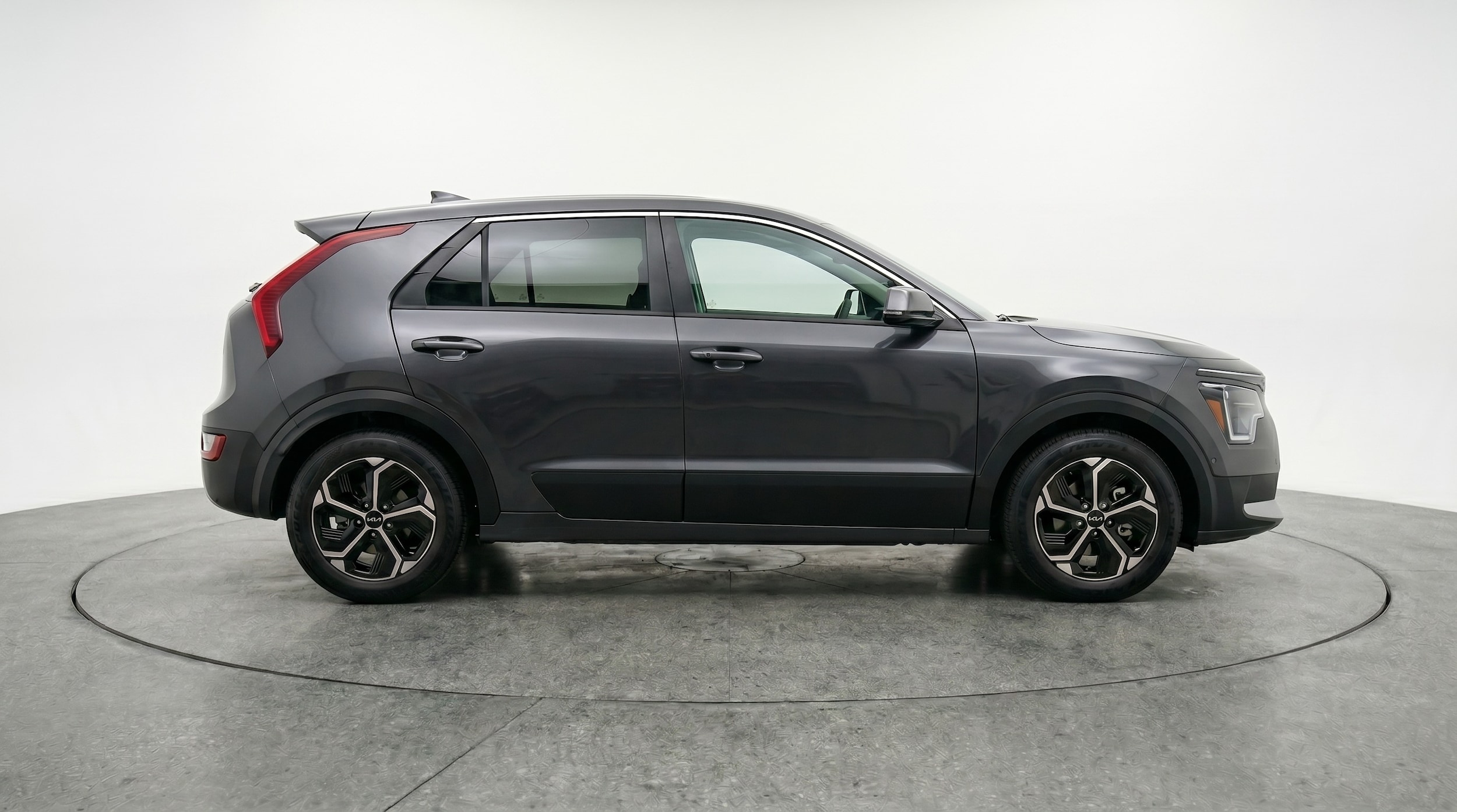 Thumbnail: 2026 Kia Niro - 8