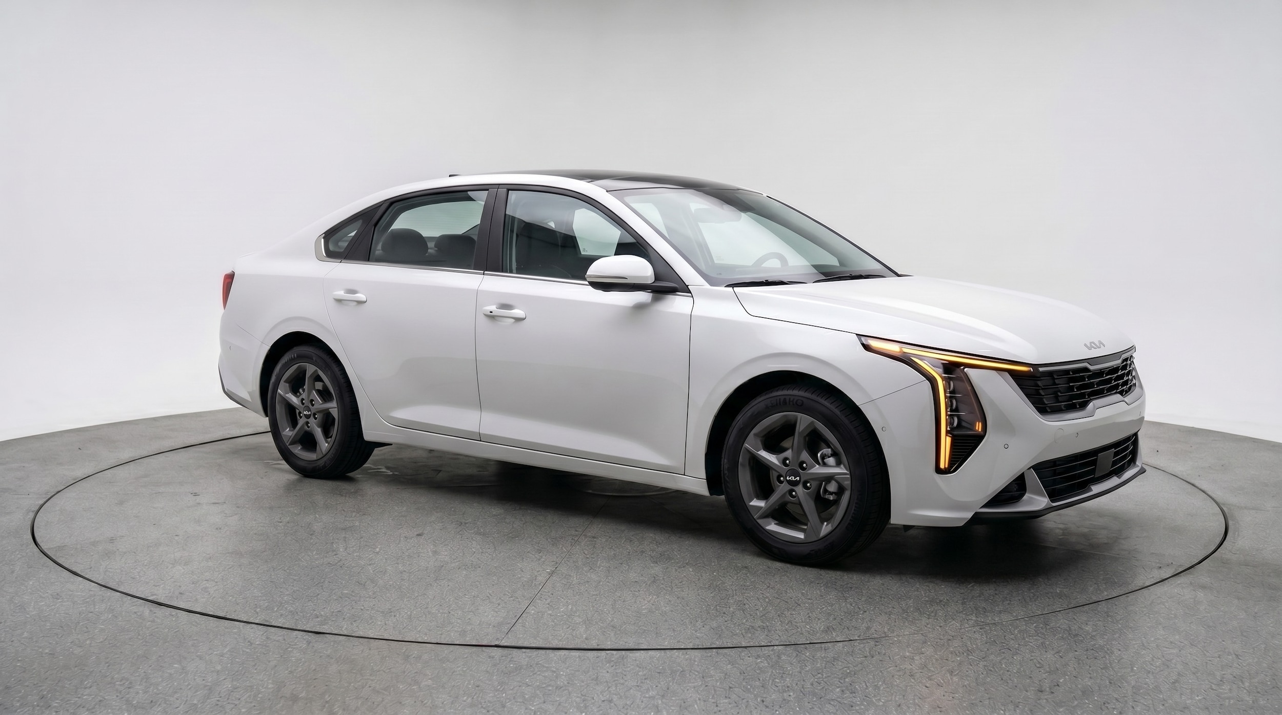 Thumbnail: 2025 Kia K4 - 1