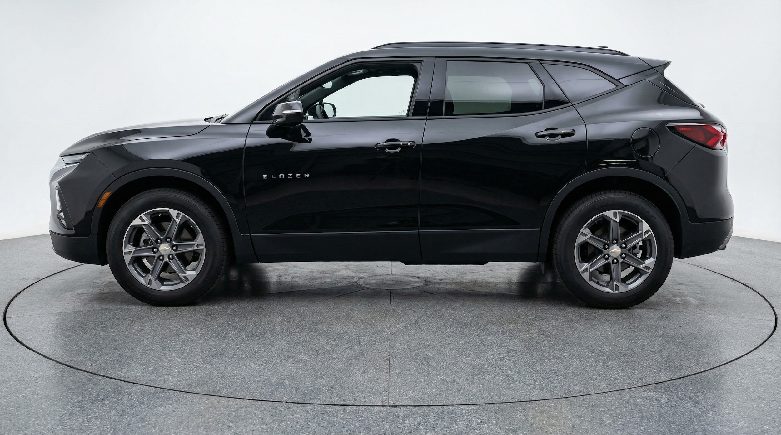 Thumbnail: 2026 Chevrolet Blazer - 4