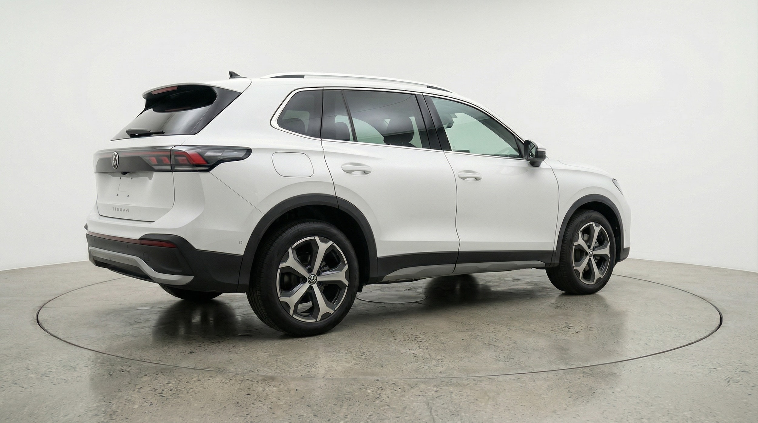 Thumbnail: 2026 Volkswagen Tiguan - 7