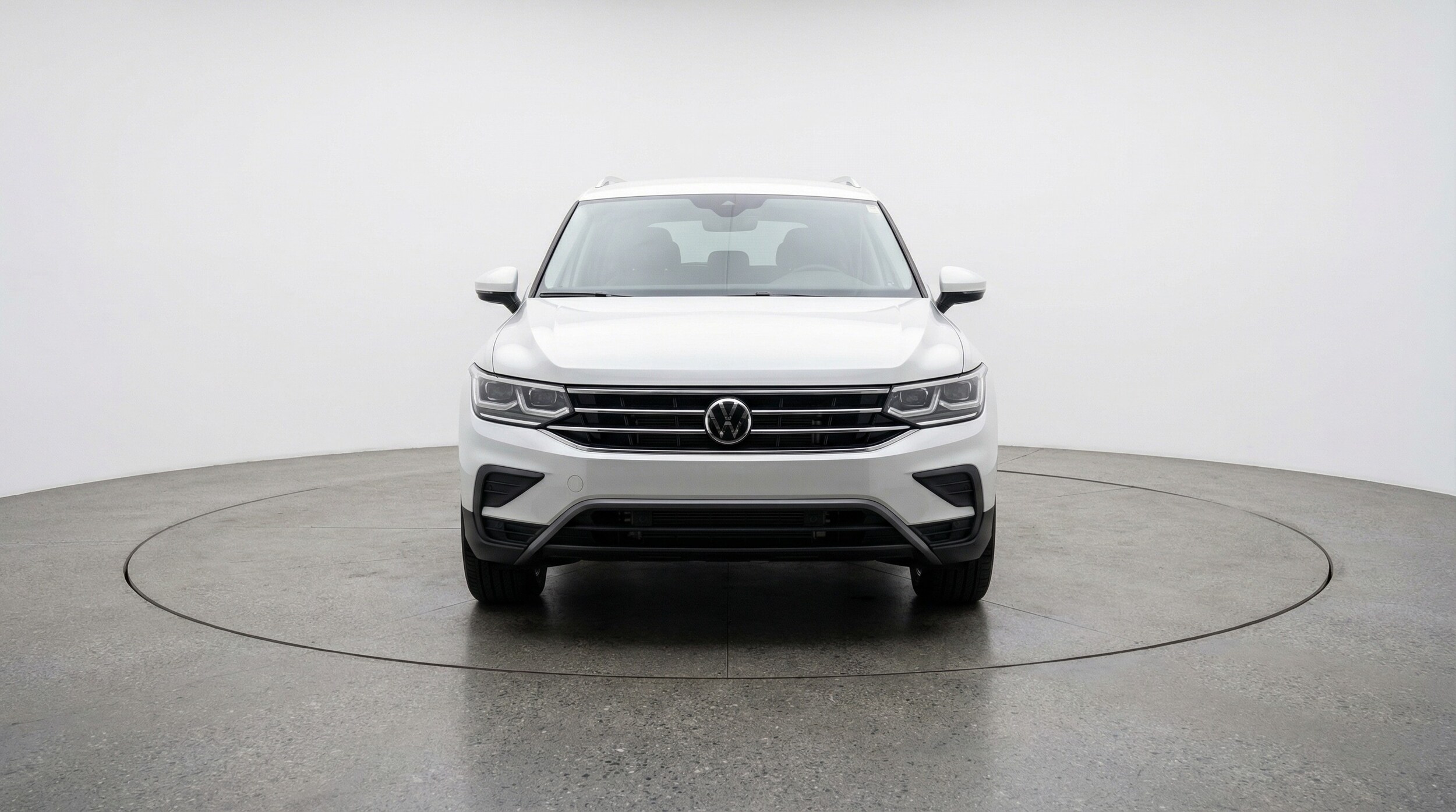 Thumbnail: 2026 Volkswagen Tiguan - 2