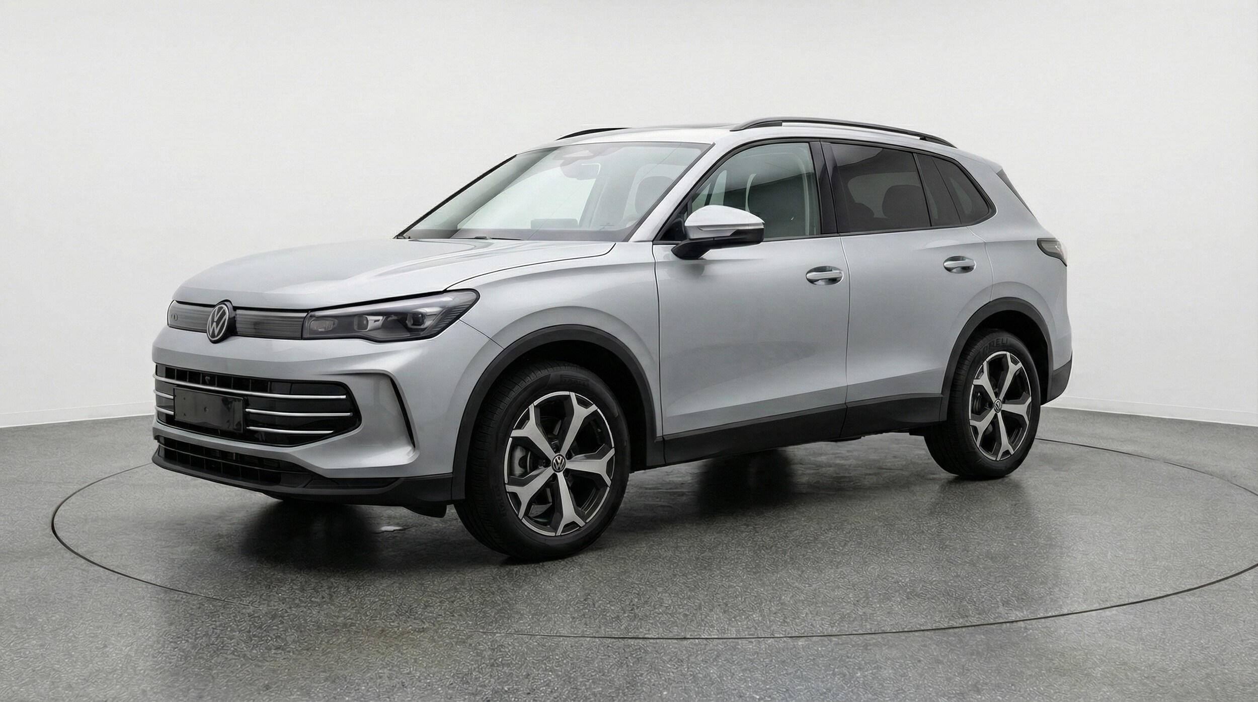 Thumbnail: 2026 Volkswagen Tiguan - 3