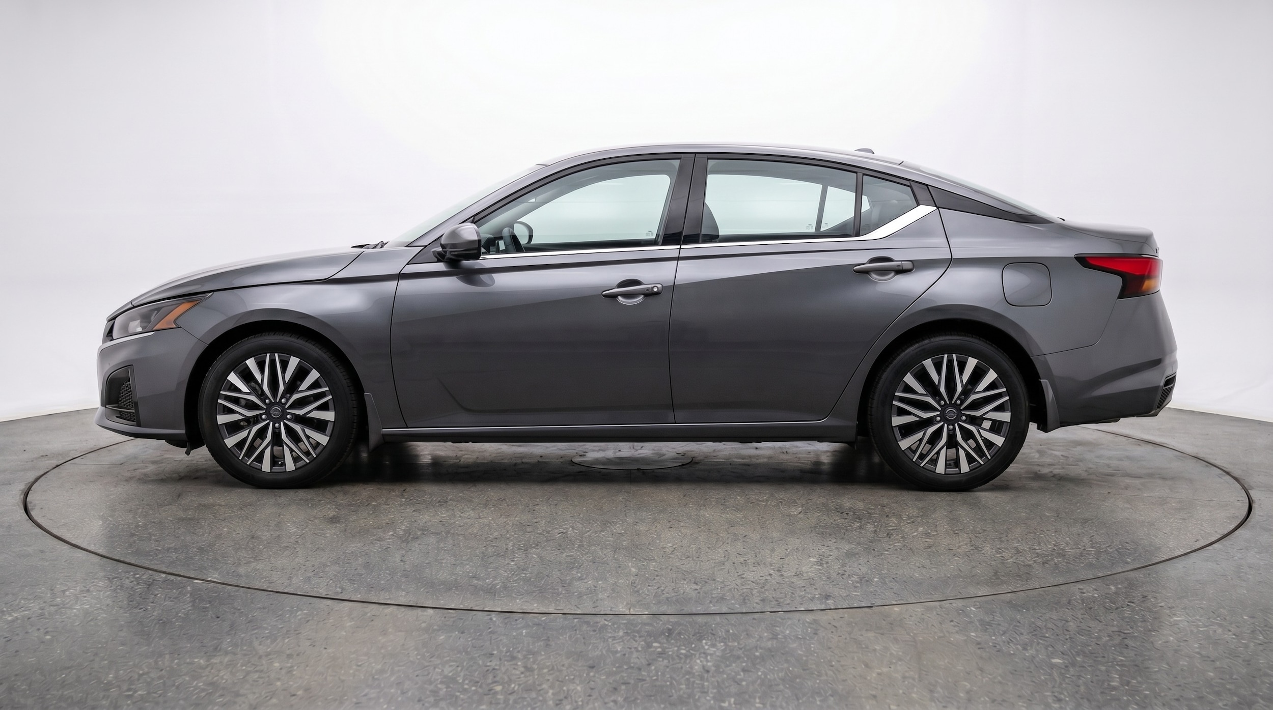 Thumbnail: 2025 Nissan Altima - 4