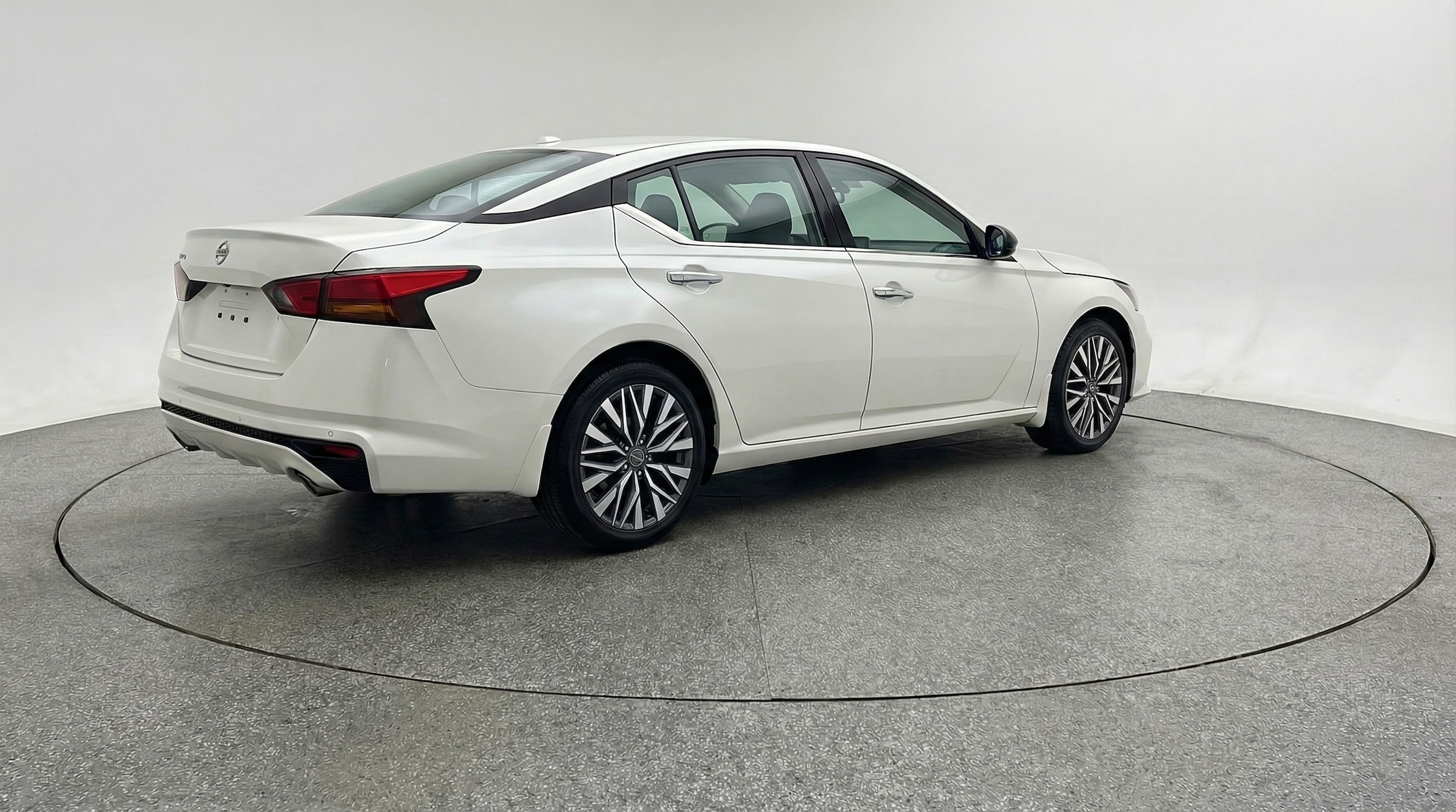Thumbnail: 2025 Nissan Altima - 7