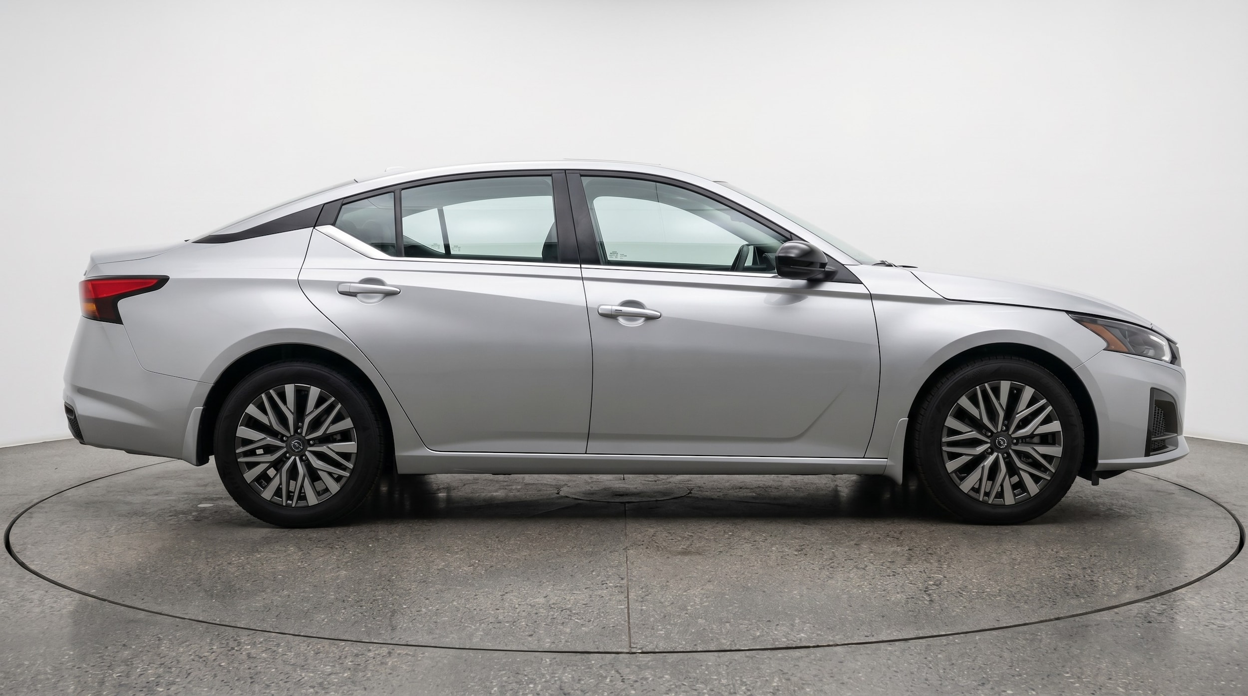 Thumbnail: 2025 Nissan Altima - 8
