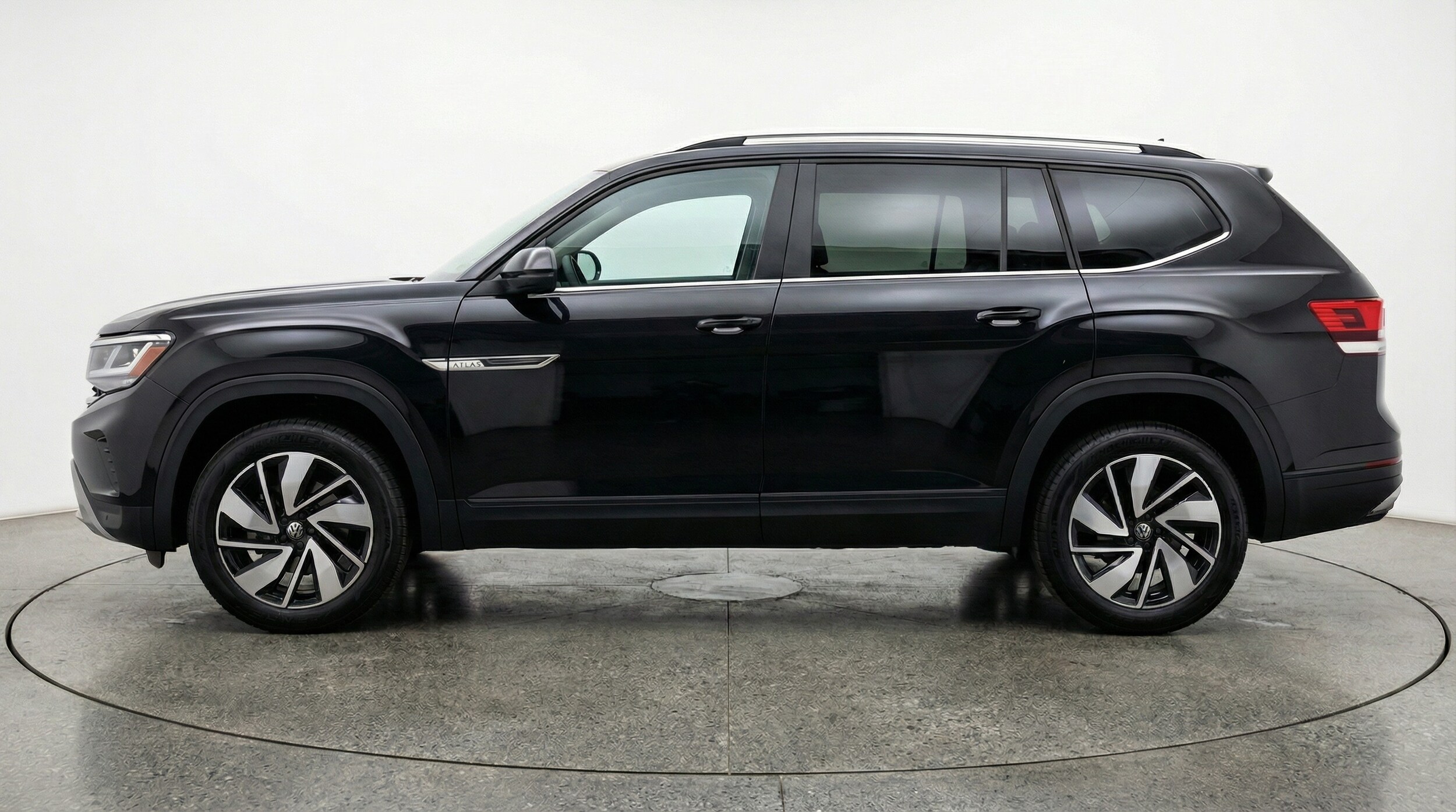 Thumbnail: 2026 Volkswagen Atlas - 4