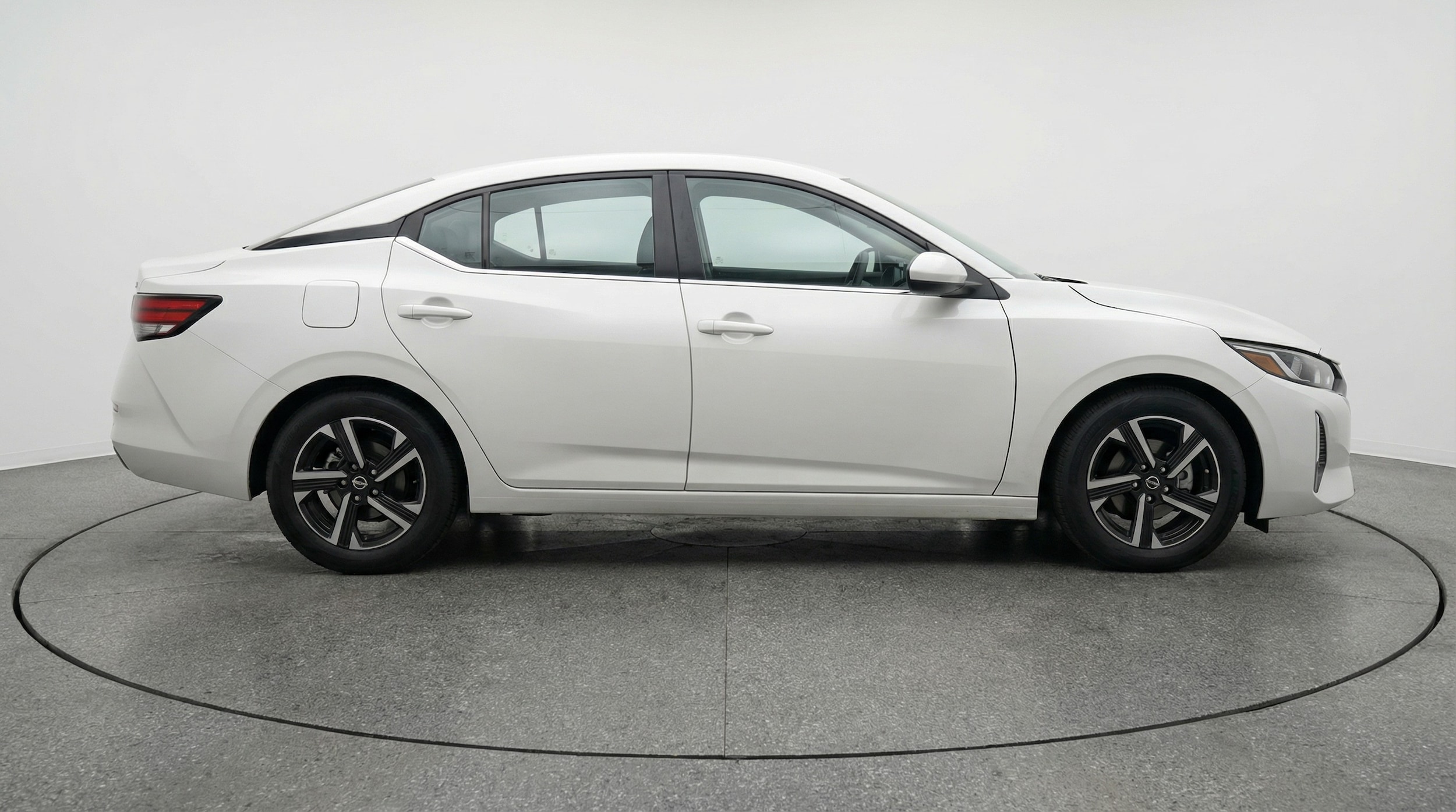 Thumbnail: 2025 Nissan Sentra - 8