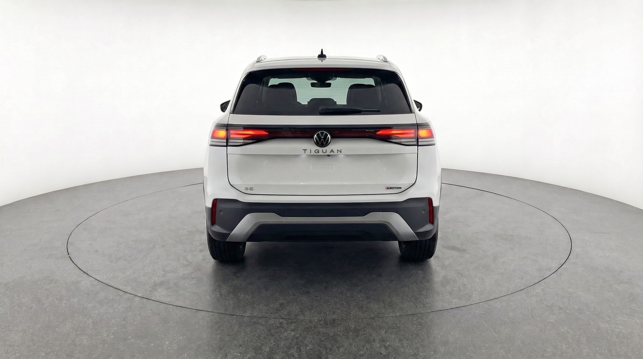 Thumbnail: 2026 Volkswagen Tiguan - 6