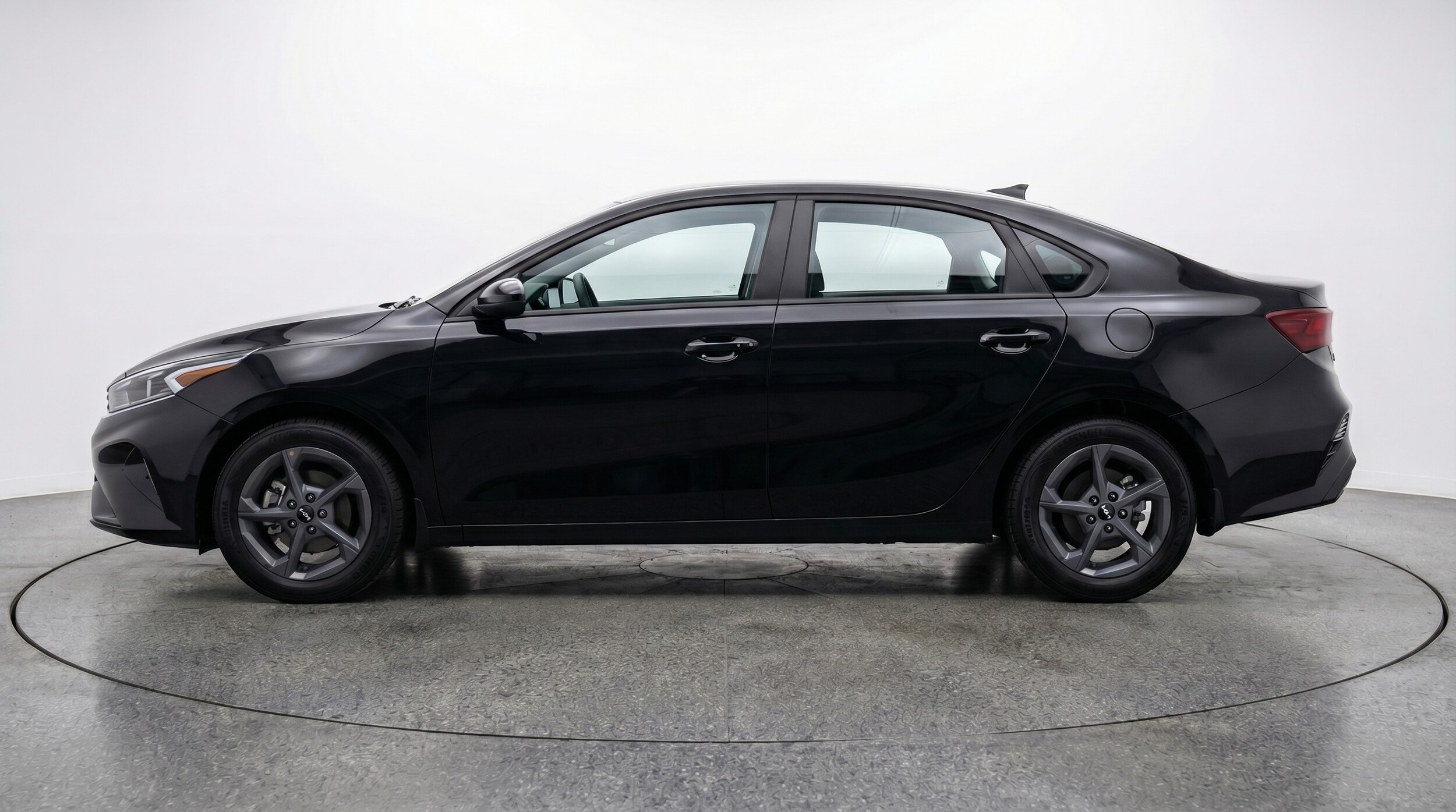 Thumbnail: 2025 Kia K4 - 4