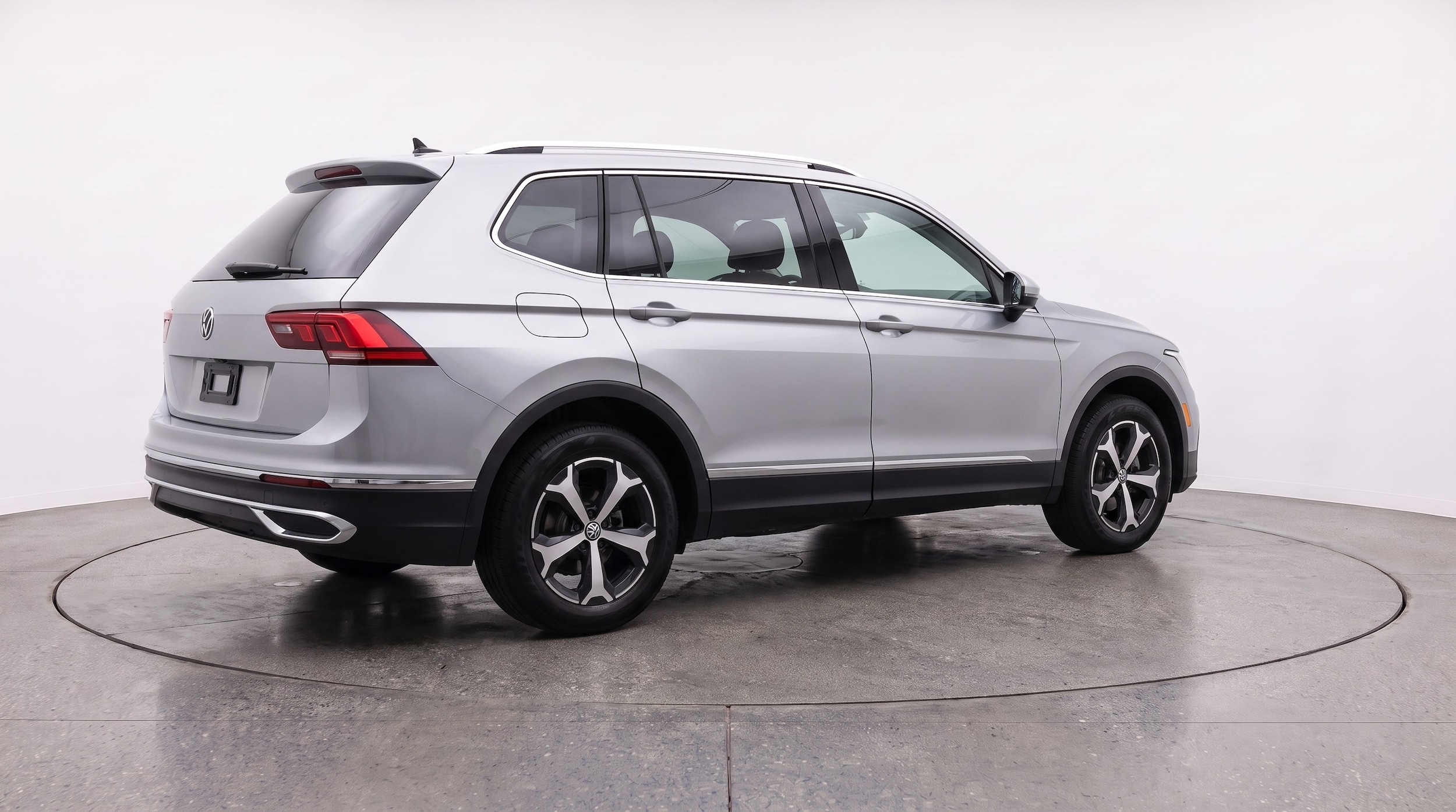 Thumbnail: 2026 Volkswagen Tiguan - 7