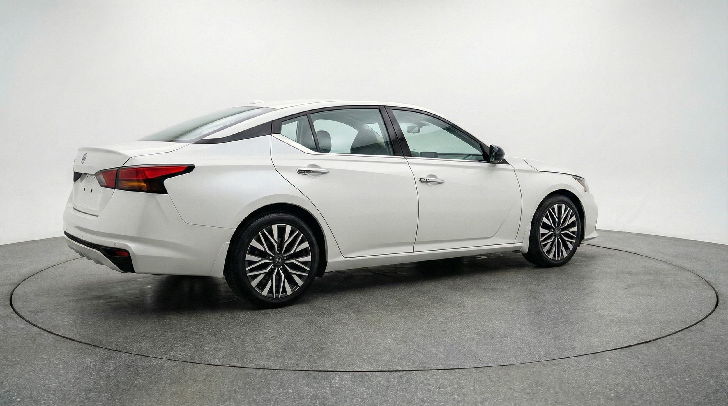 Thumbnail: 2025 Nissan Altima - 7