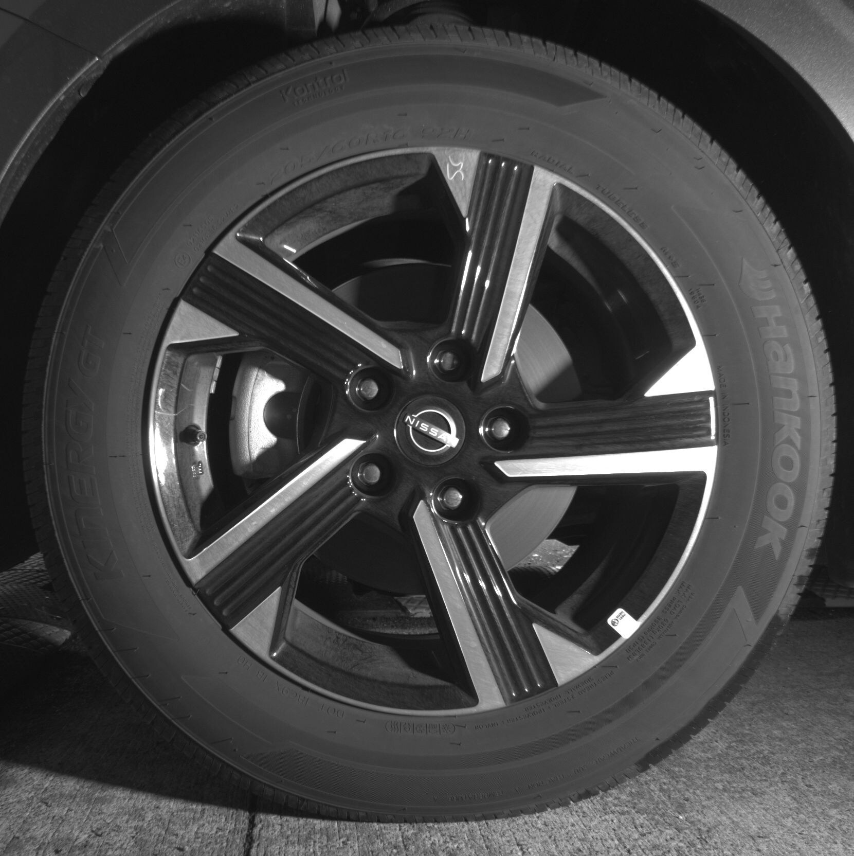 Thumbnail: 2025 Nissan Sentra - 9