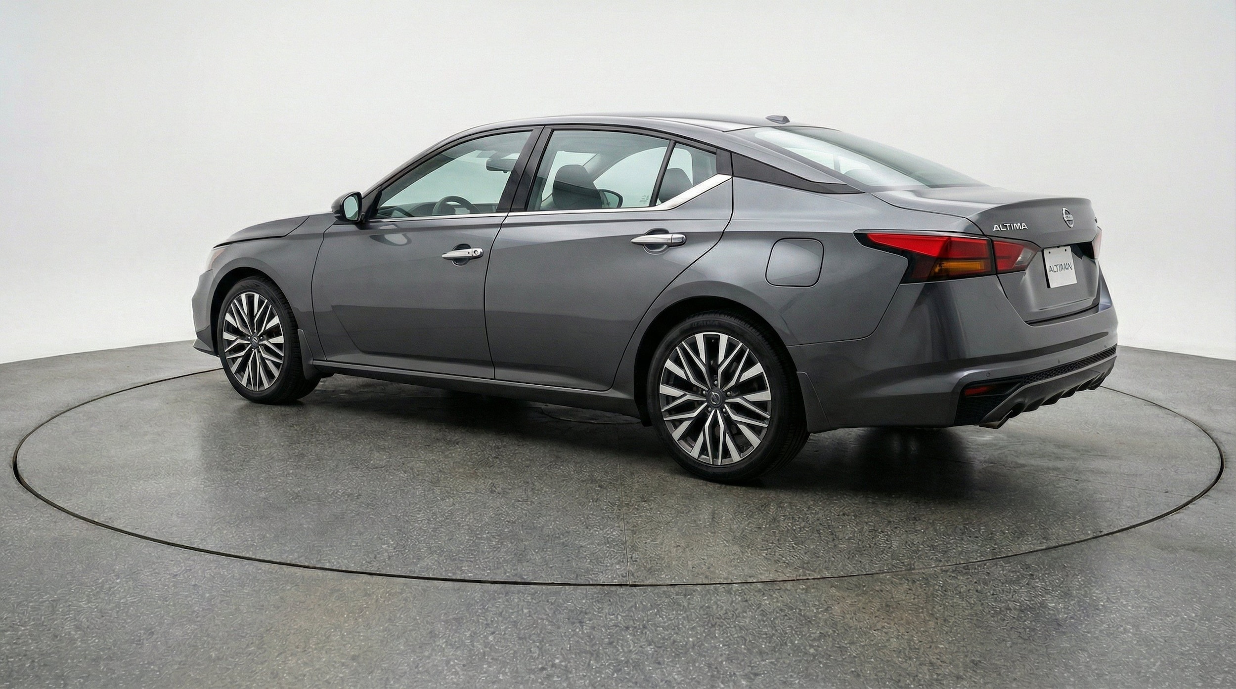 Thumbnail: 2025 Nissan Altima - 6