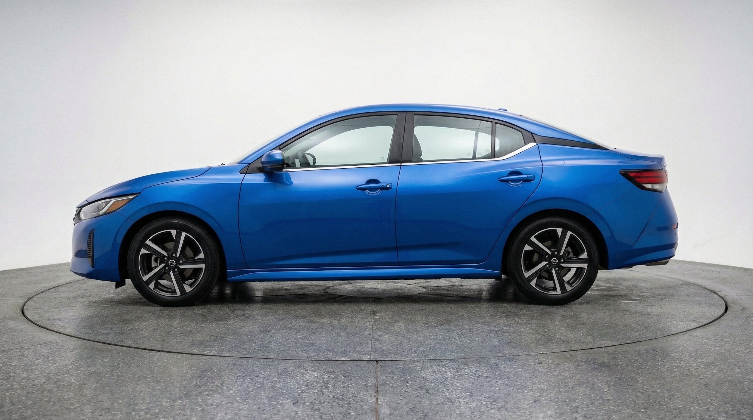 Thumbnail: 2025 Nissan Sentra - 5