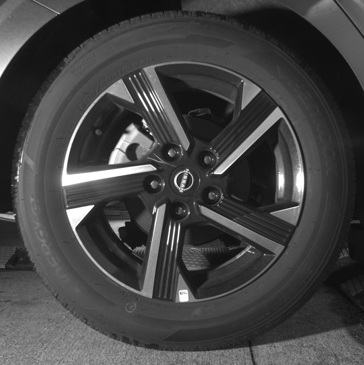 Thumbnail: 2025 Nissan Sentra - 12