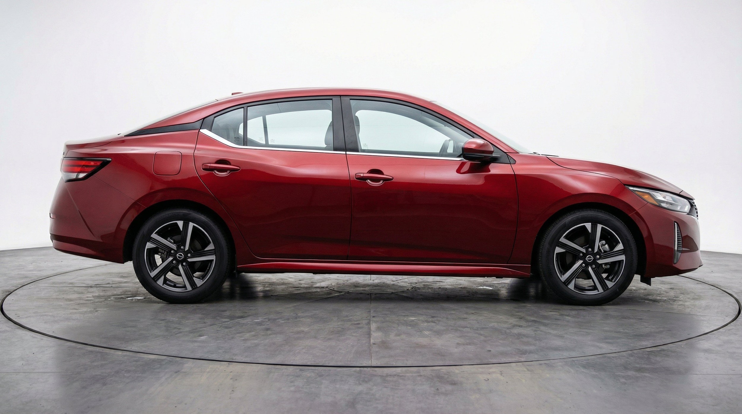 Thumbnail: 2025 Nissan Sentra - 11