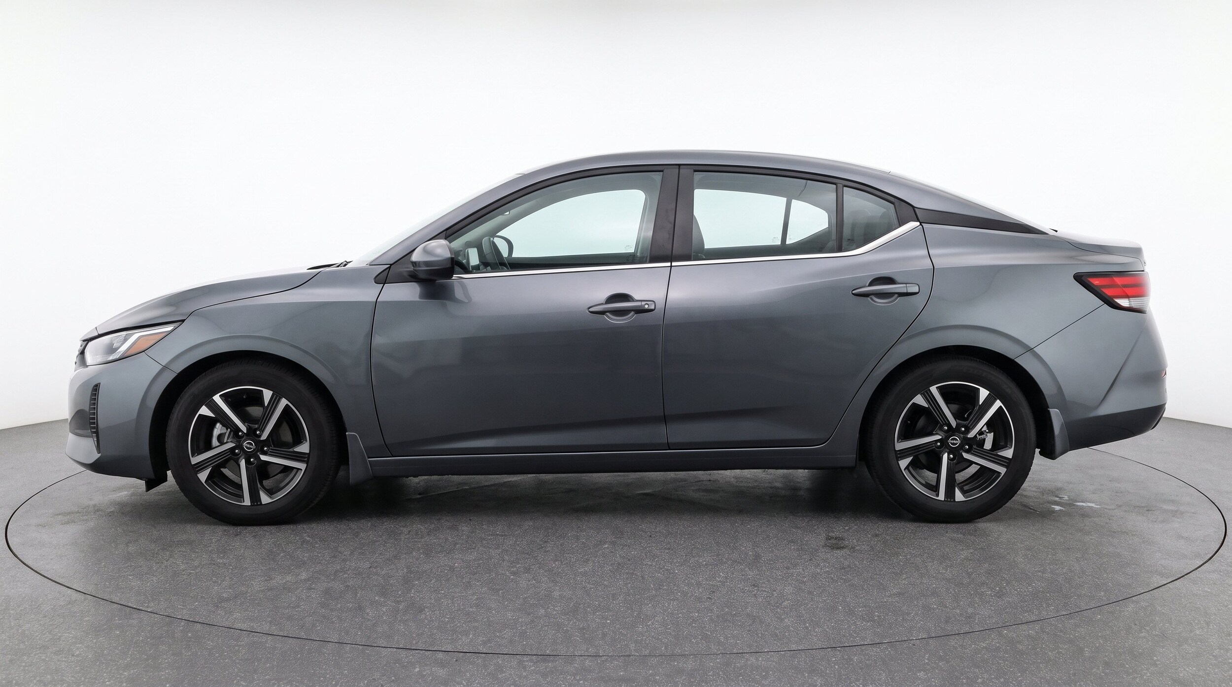 Thumbnail: 2025 Nissan Sentra - 5
