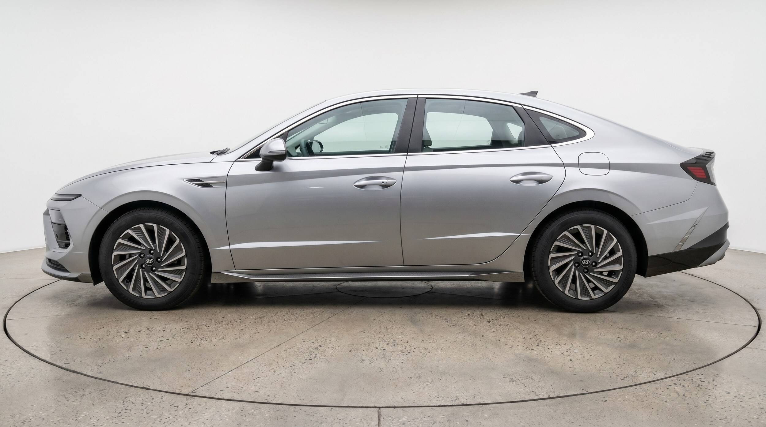 Thumbnail: 2025 Hyundai Sonata - 4
