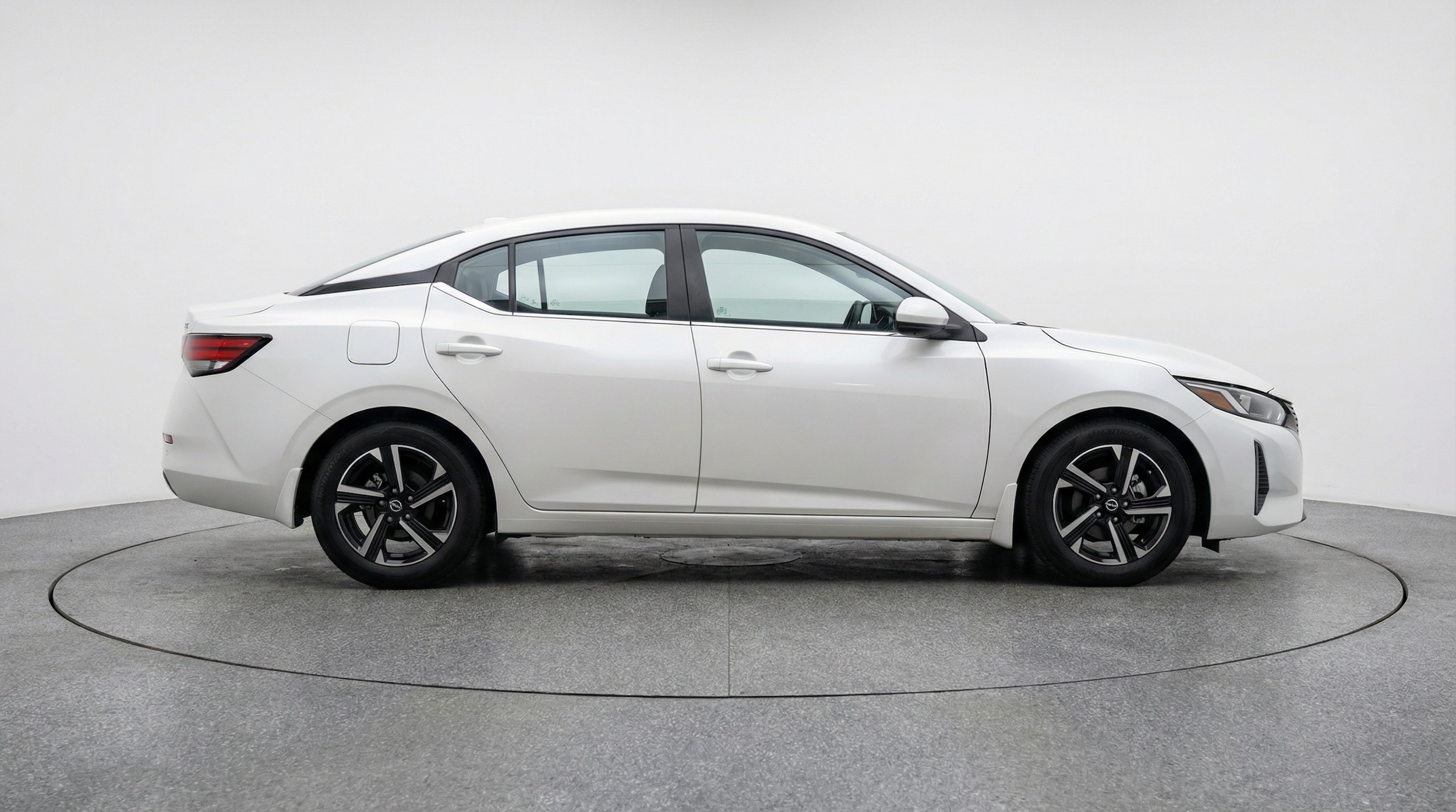 Thumbnail: 2025 Nissan Sentra - 8