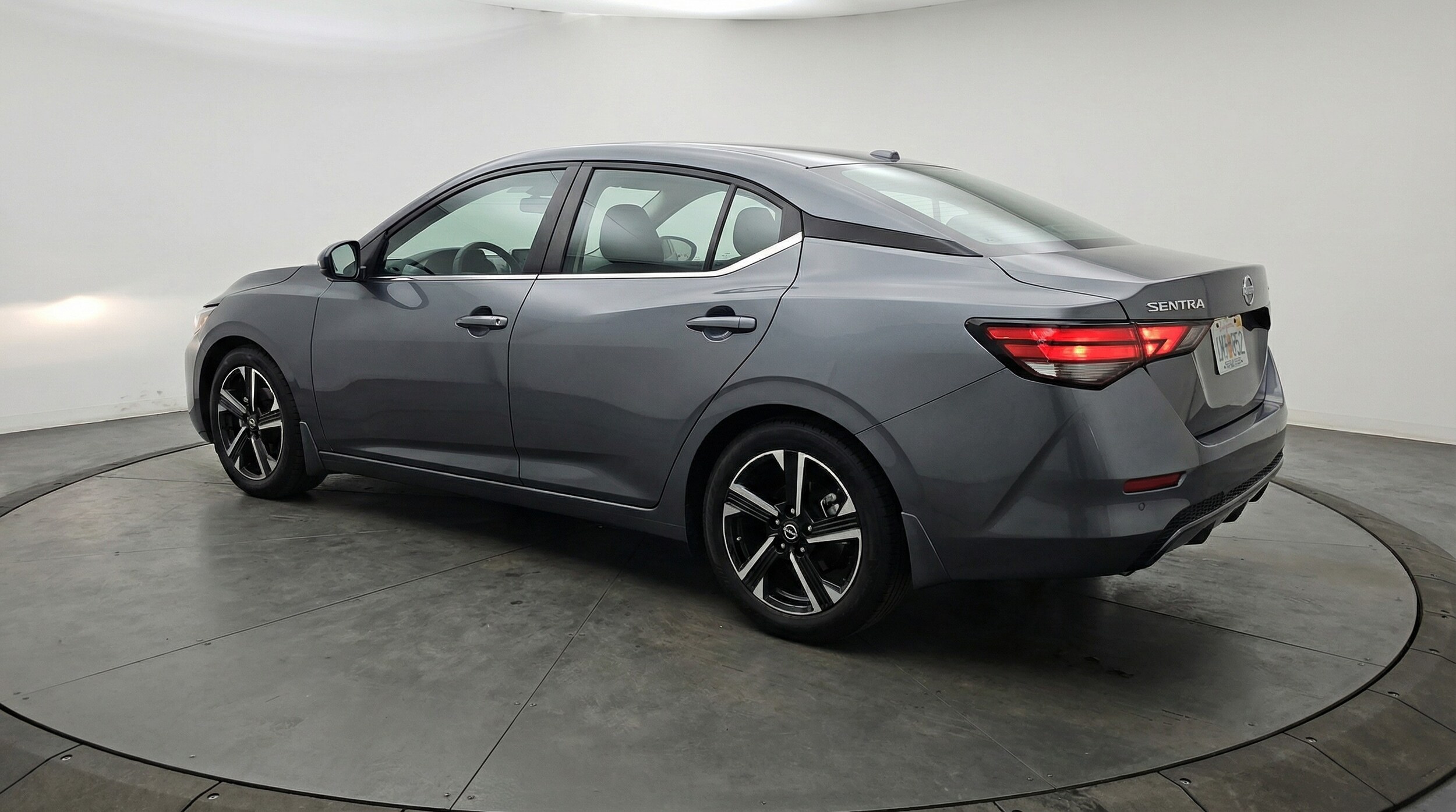 Thumbnail: 2025 Nissan Sentra - 5