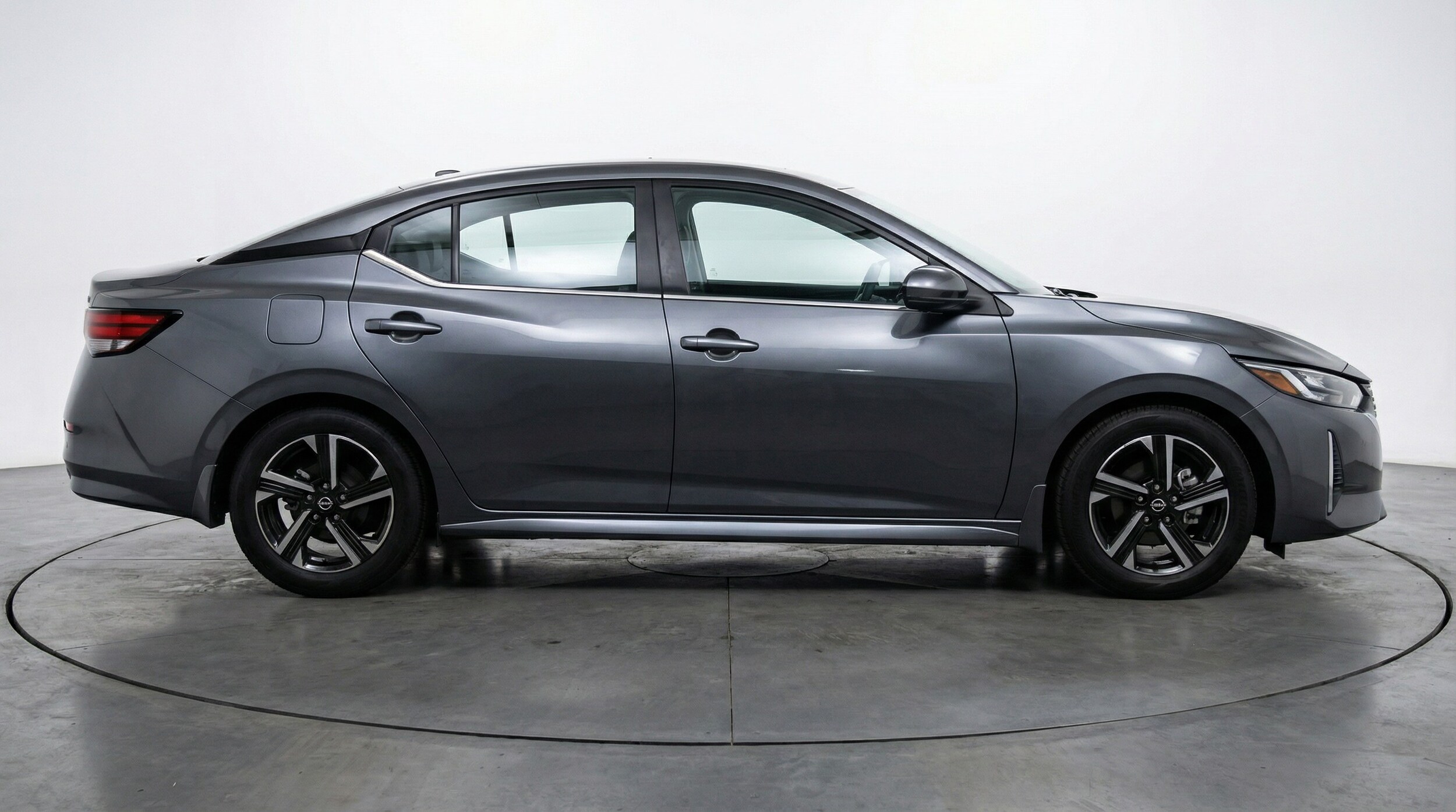 Thumbnail: 2025 Nissan Sentra - 8