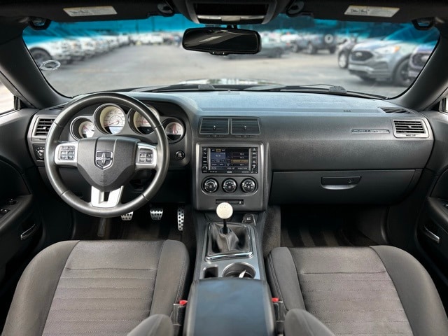 Used 2013 Dodge Challenger R/T with VIN 2C3CDYBTXDH631352 for sale in Waterford, MI