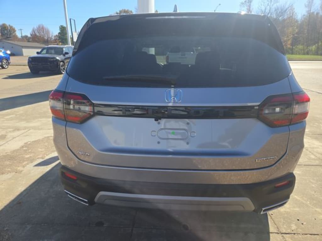 New 2025 Honda Pilot Touring SUV