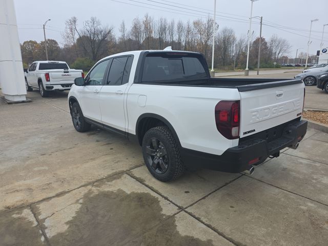 2026 Honda Ridgeline TrailSport photo 3
