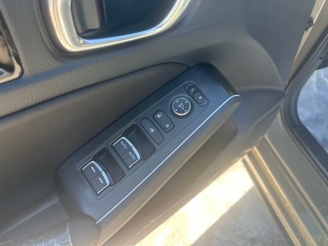 2026 Honda Civic Hatchback Sport Touring - Photo 11