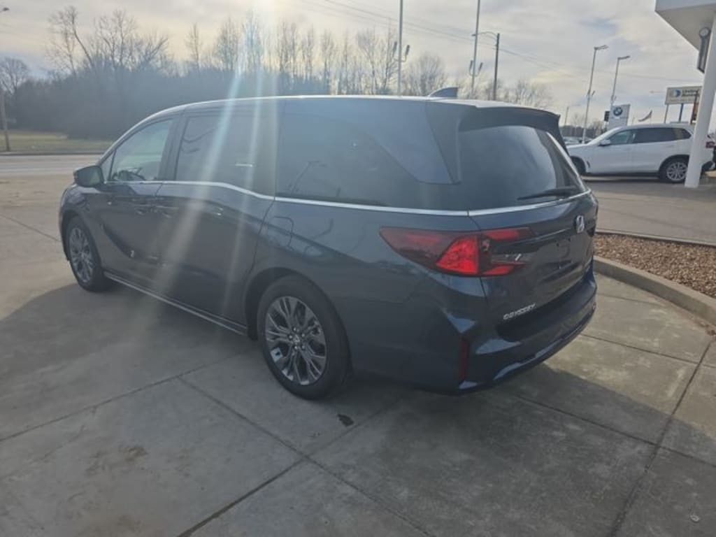 New 2026 Honda Odyssey Touring Minivan/Van