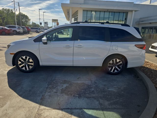 2026 Honda Odyssey EX-L photo 2