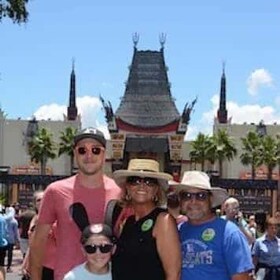 Staff member Lori Alvey from ID_89db37