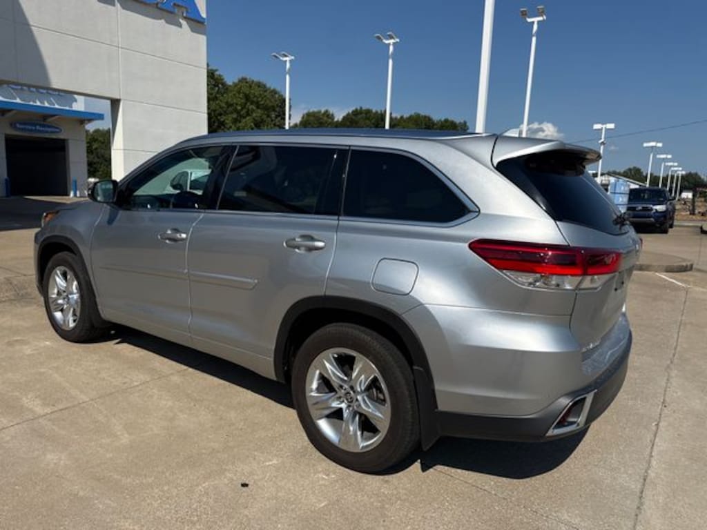 Used 2019 Toyota Highlander Limited SUV