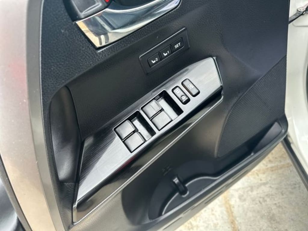 Used 2017 Toyota RAV4 Hybrid Limited SUV