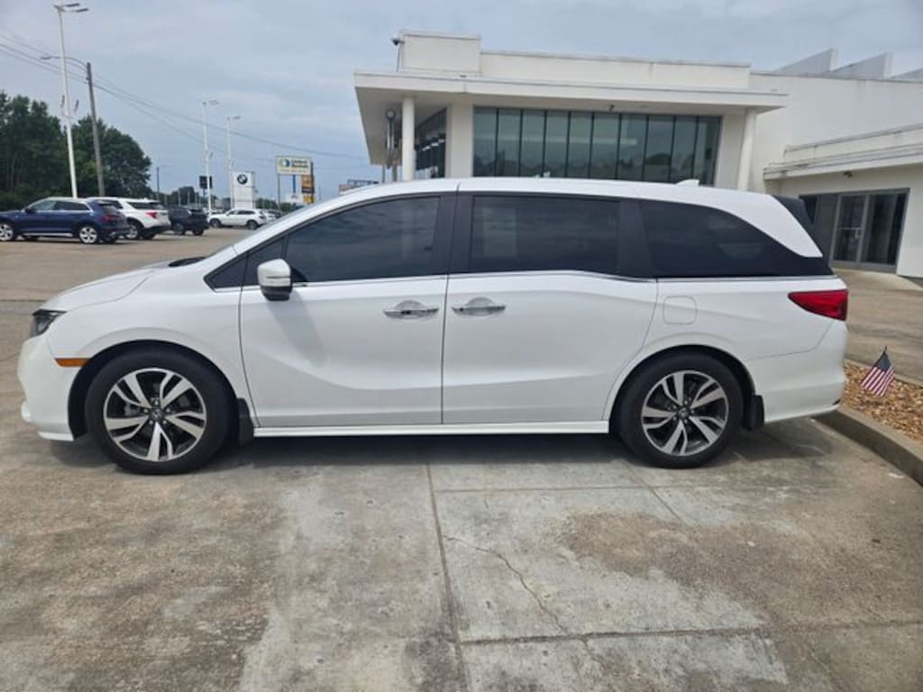 Used 2023 Honda Odyssey Touring Minivan/Van