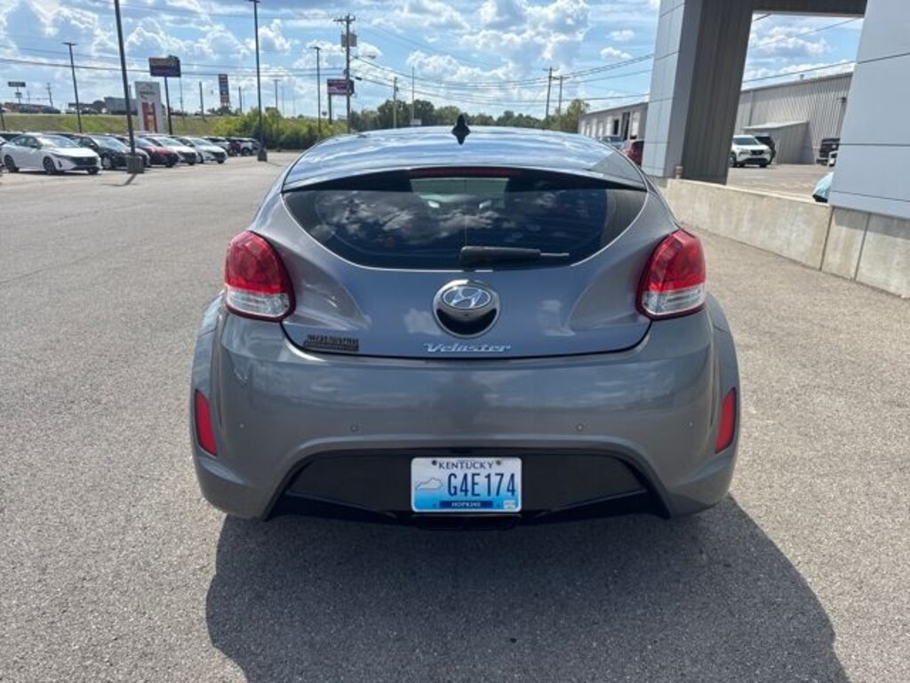 Used 2016 Hyundai Veloster Base Hatchback