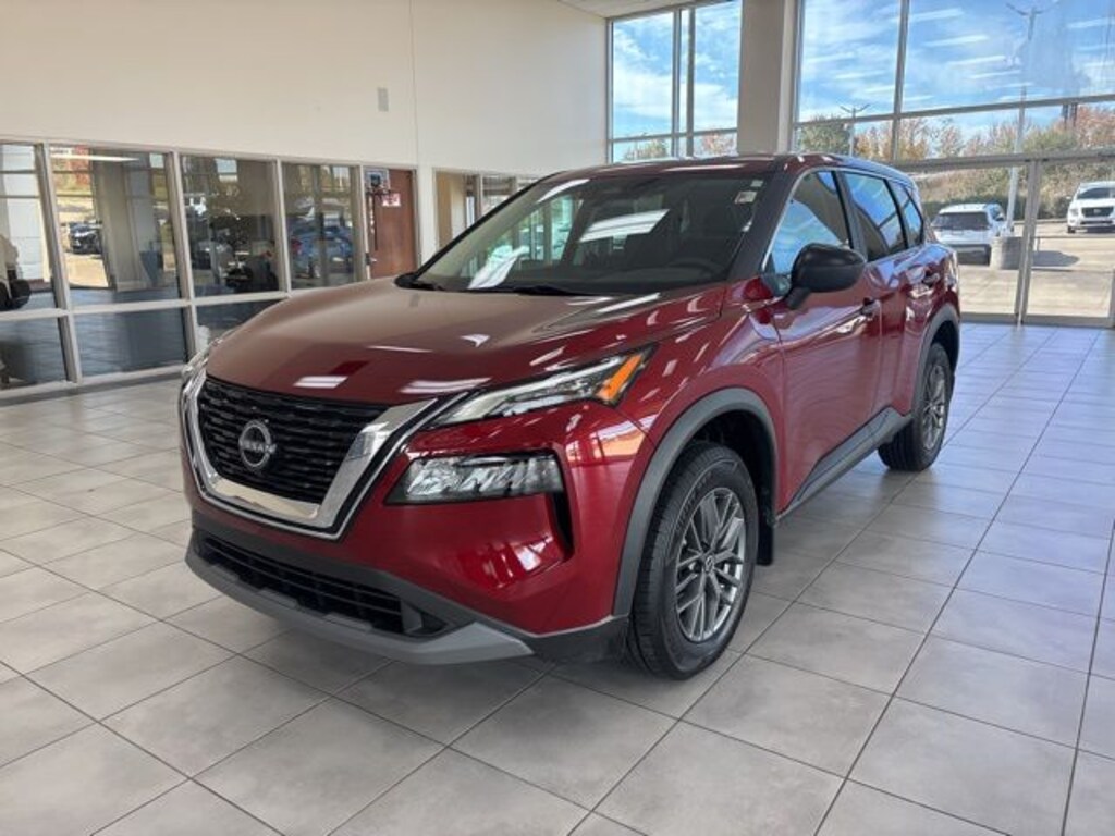 Used 2023 Nissan Rogue S SUV