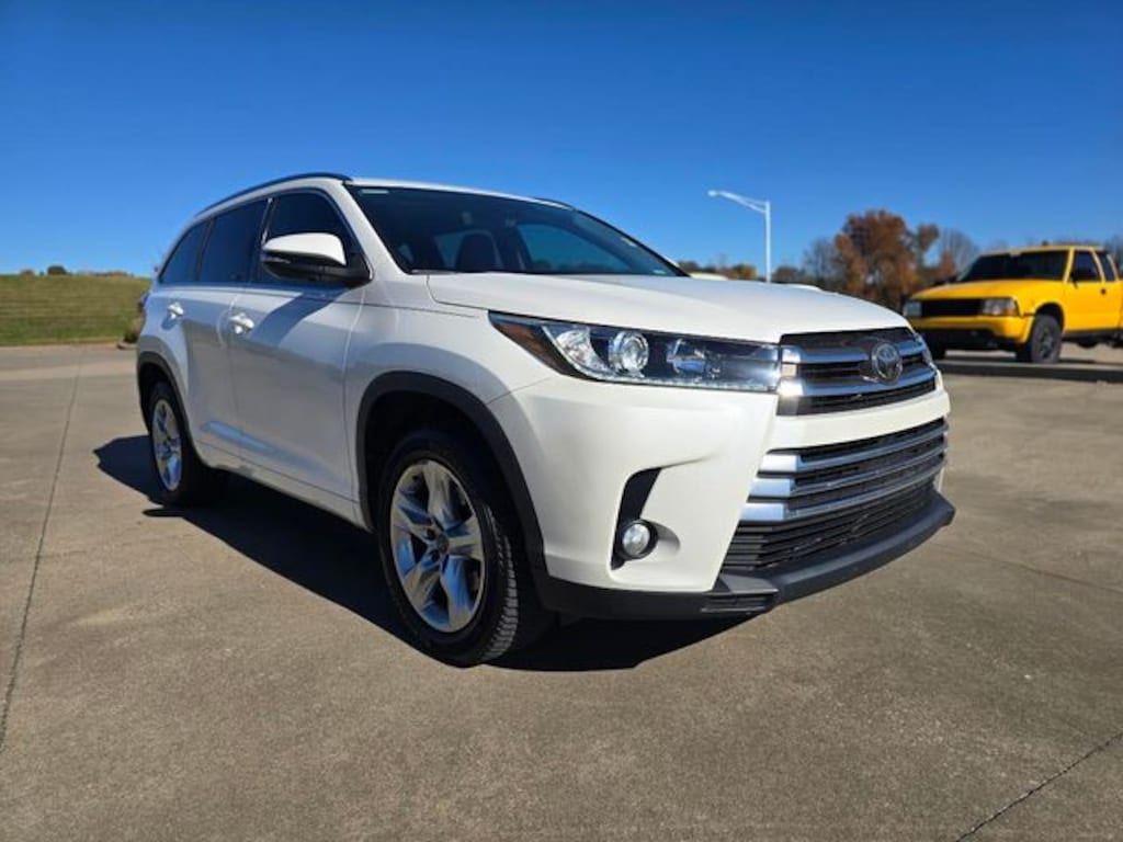 Used 2018 Toyota Highlander Limited SUV