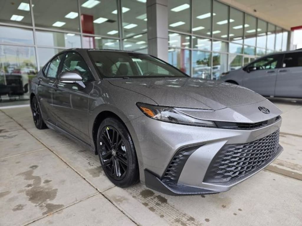 New 2026 Toyota Camry SE Sedan