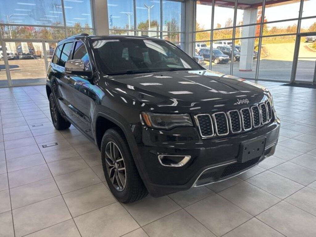 Used 2018 Jeep Grand Cherokee Limited SUV