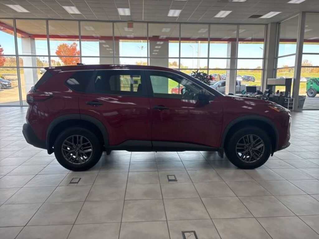 Used 2023 Nissan Rogue S SUV